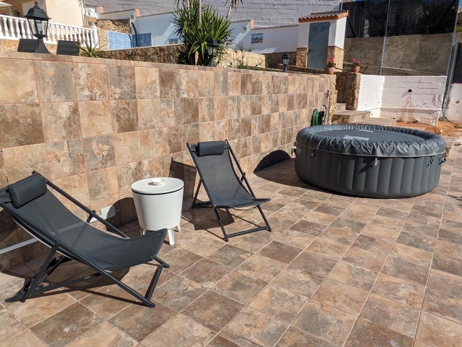 Buen Estar, Piscina, Barbacoa, Jacuzzi En Valencia Сasa de vacaciones *
