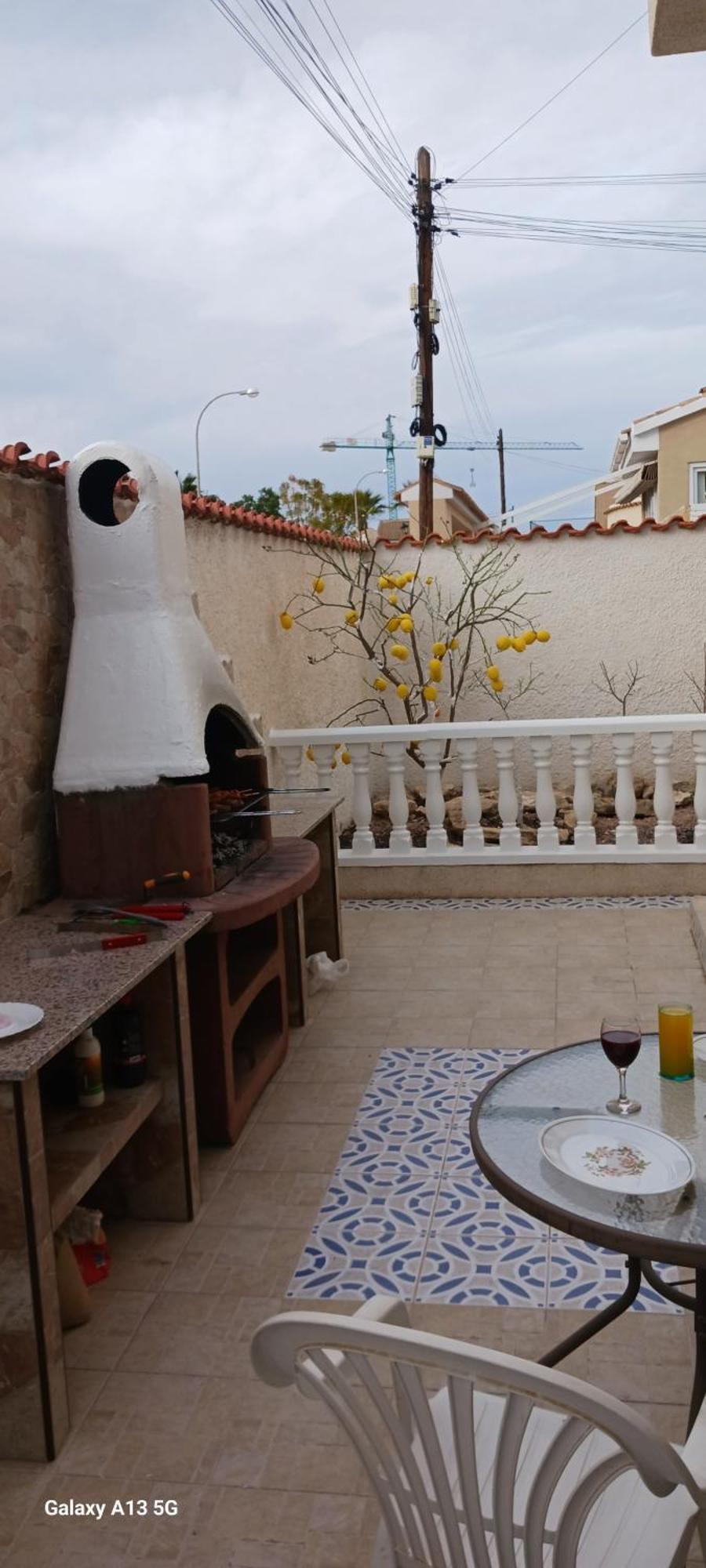 Lovely Detached 3 Bedroom Villa, Communal Pool In Quesada Villa *