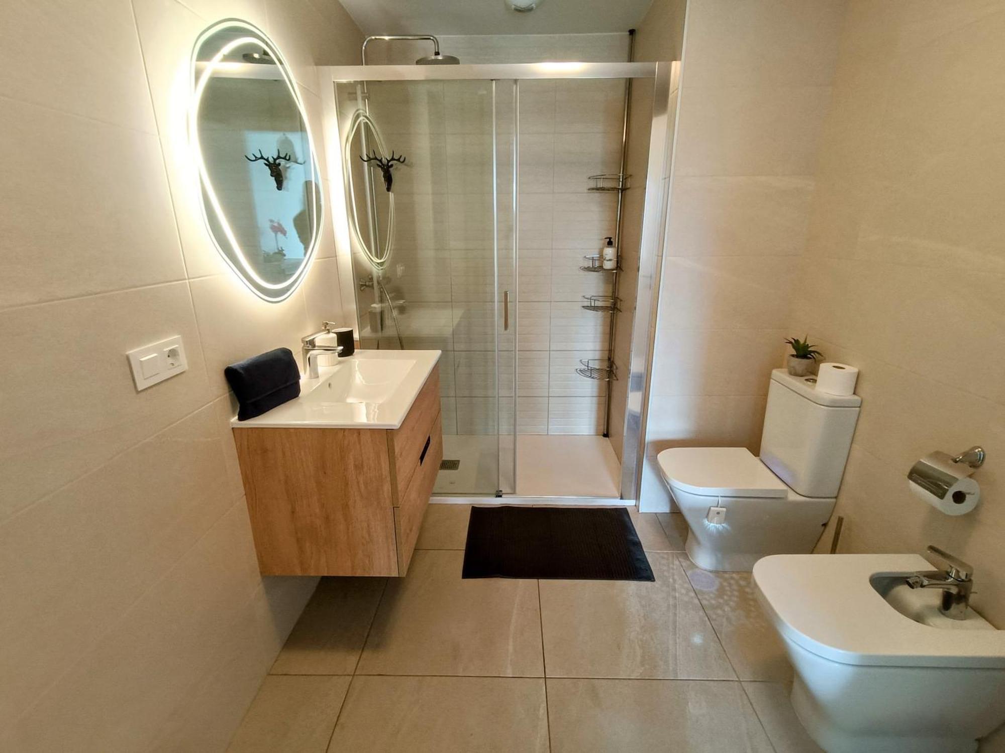 Luxury Canteras, Pool & Gym Apartment