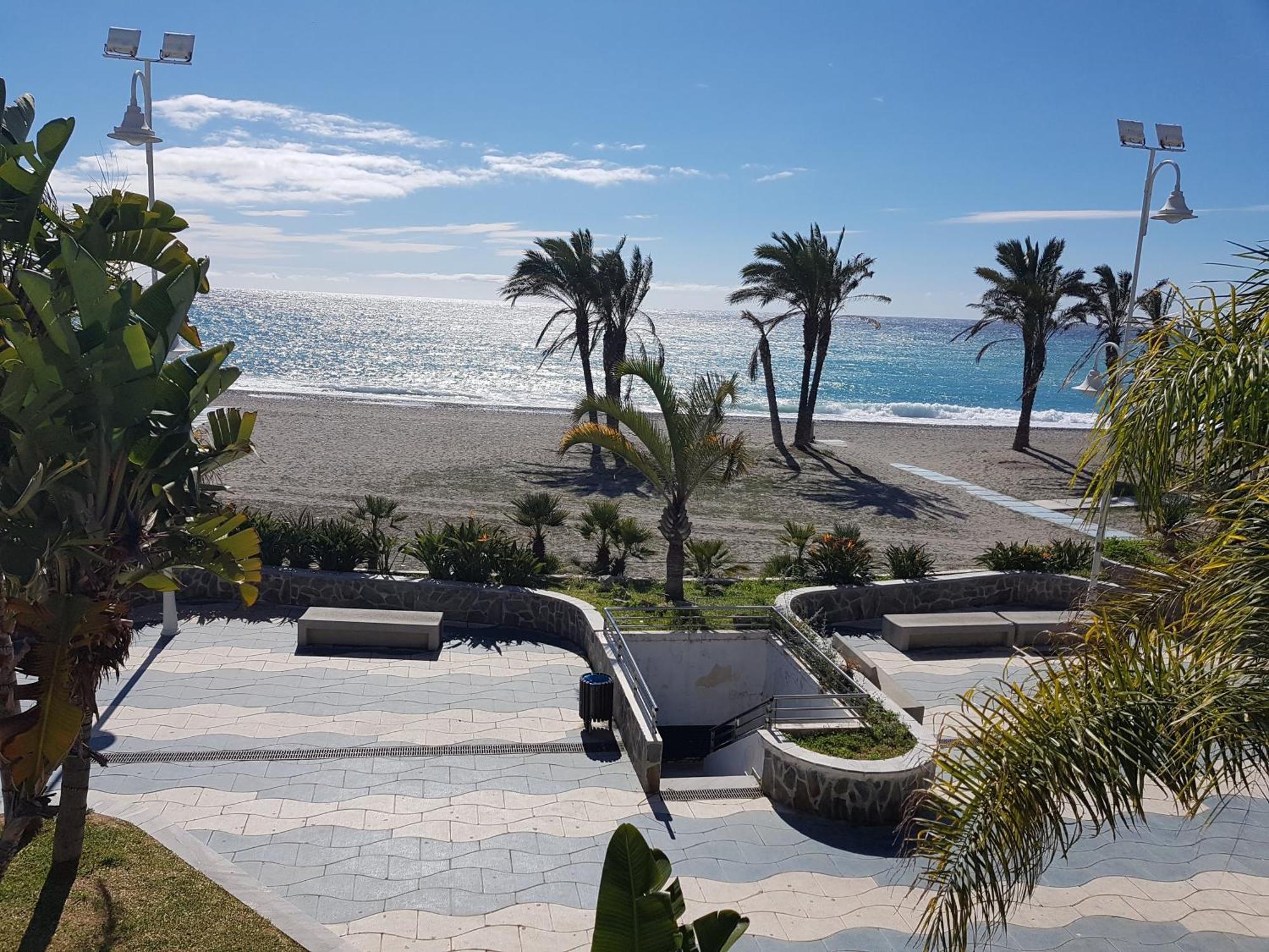 Apartamento Instyle En El Centro Con Cochera Y Piscina *