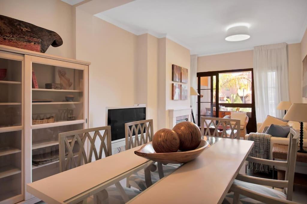 Apartamento Con Piscina Y Padel Cerca Del Mar - Hacienda Del Sol Apartment