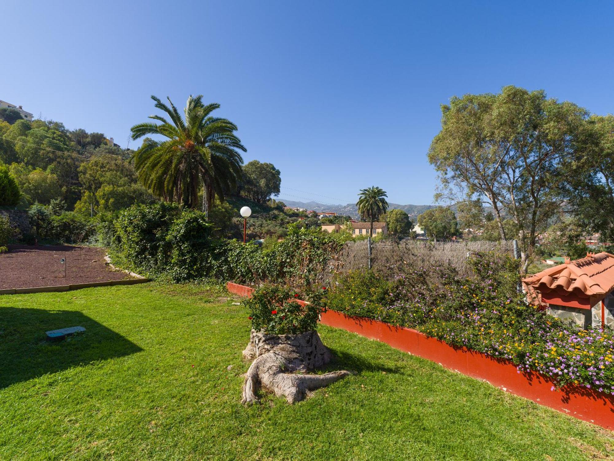 El Jardin De With Private Pool, Sauna&jacuzzi