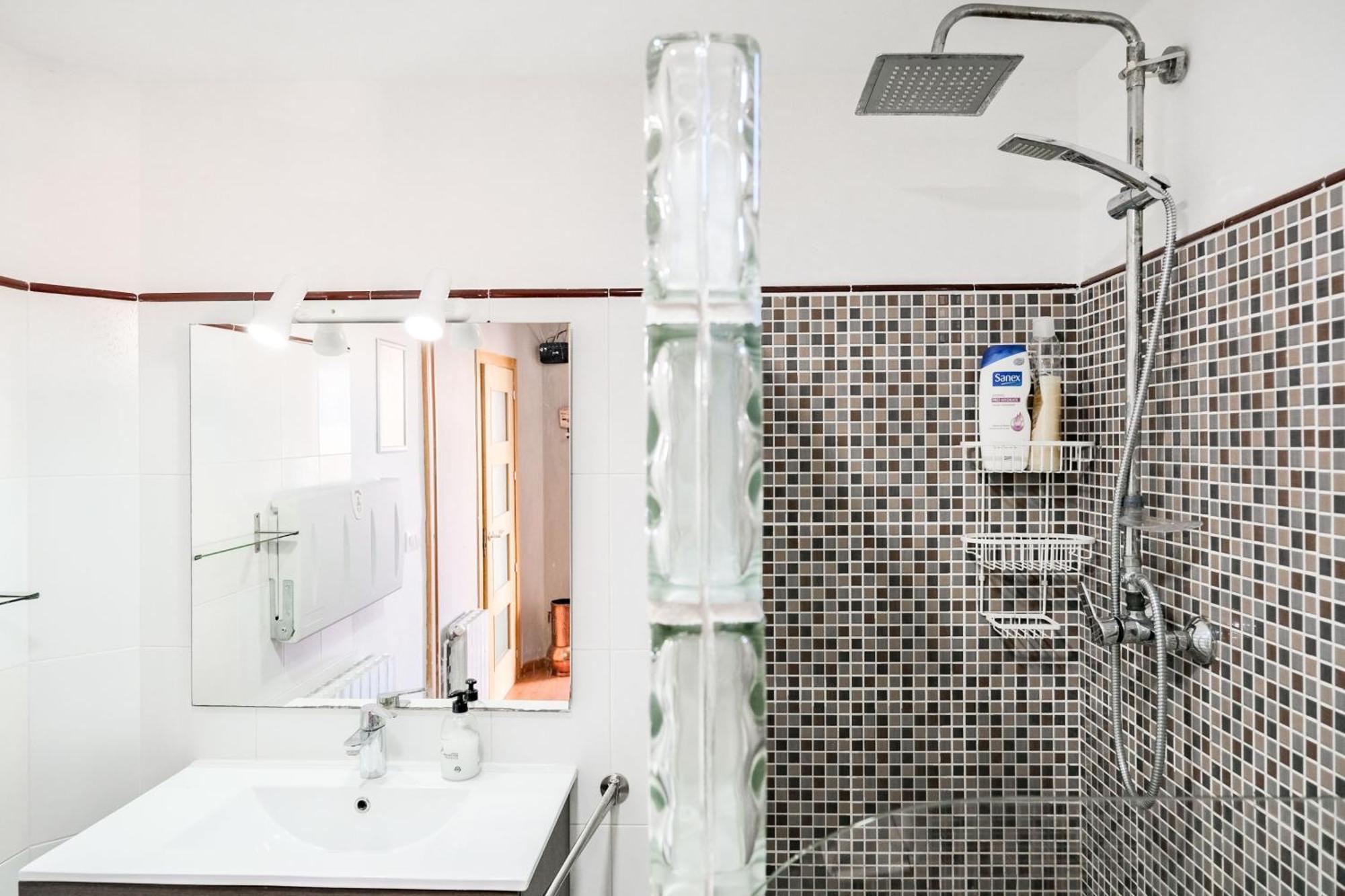 Cals Avis Casa Con Jardin En *