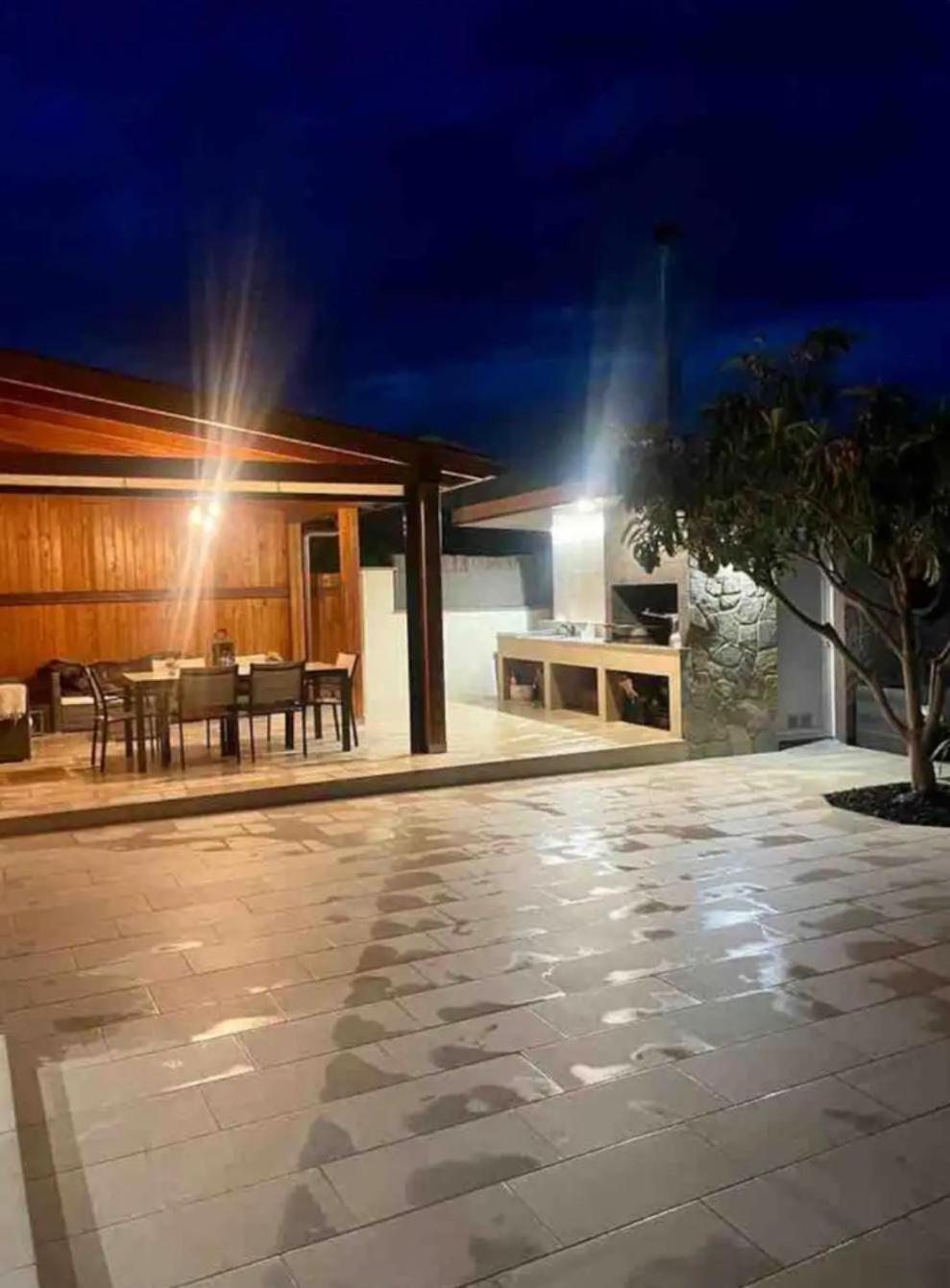 Сasa de vacaciones Acogedora Casa Con Piscina Y 3