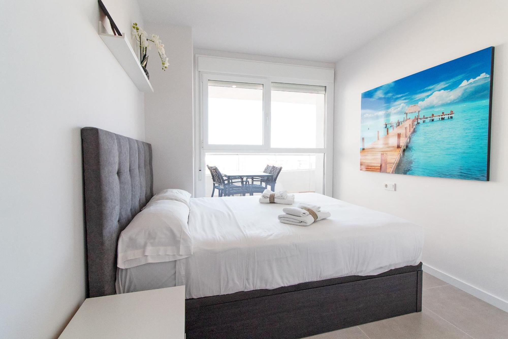 Global Properties, 5 Personas Con Terraza *