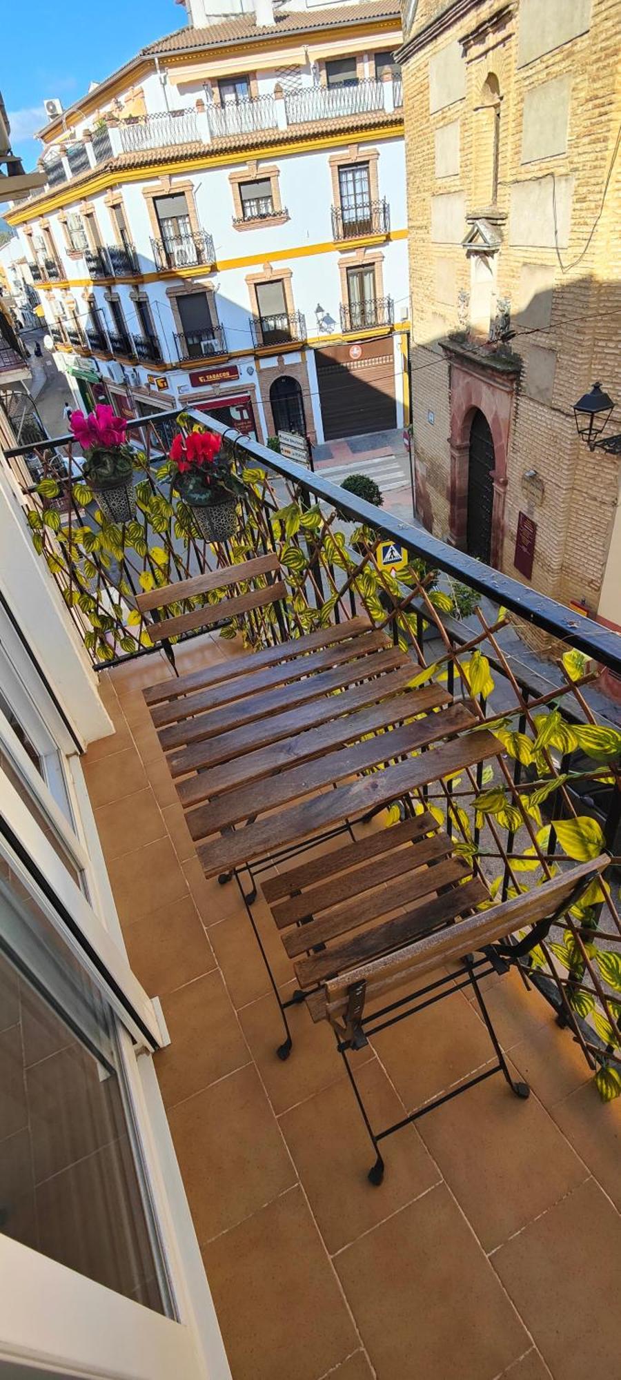 Cuadro De La Virgen - Vivienda Turistica Apartamento *