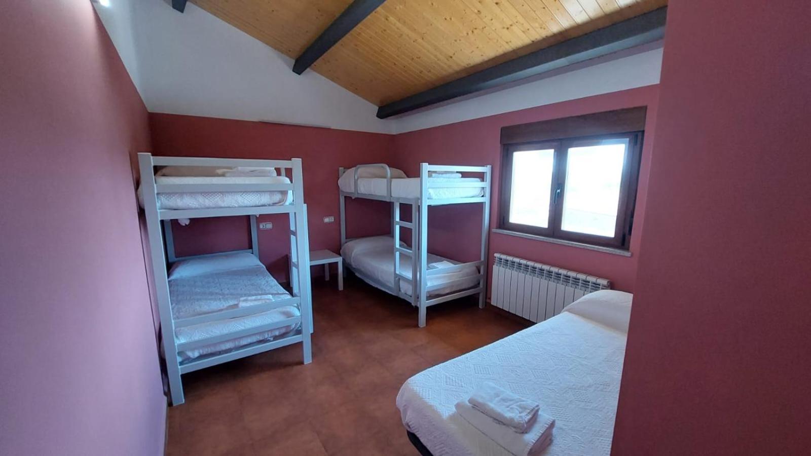 De Salvatierra Hostel *