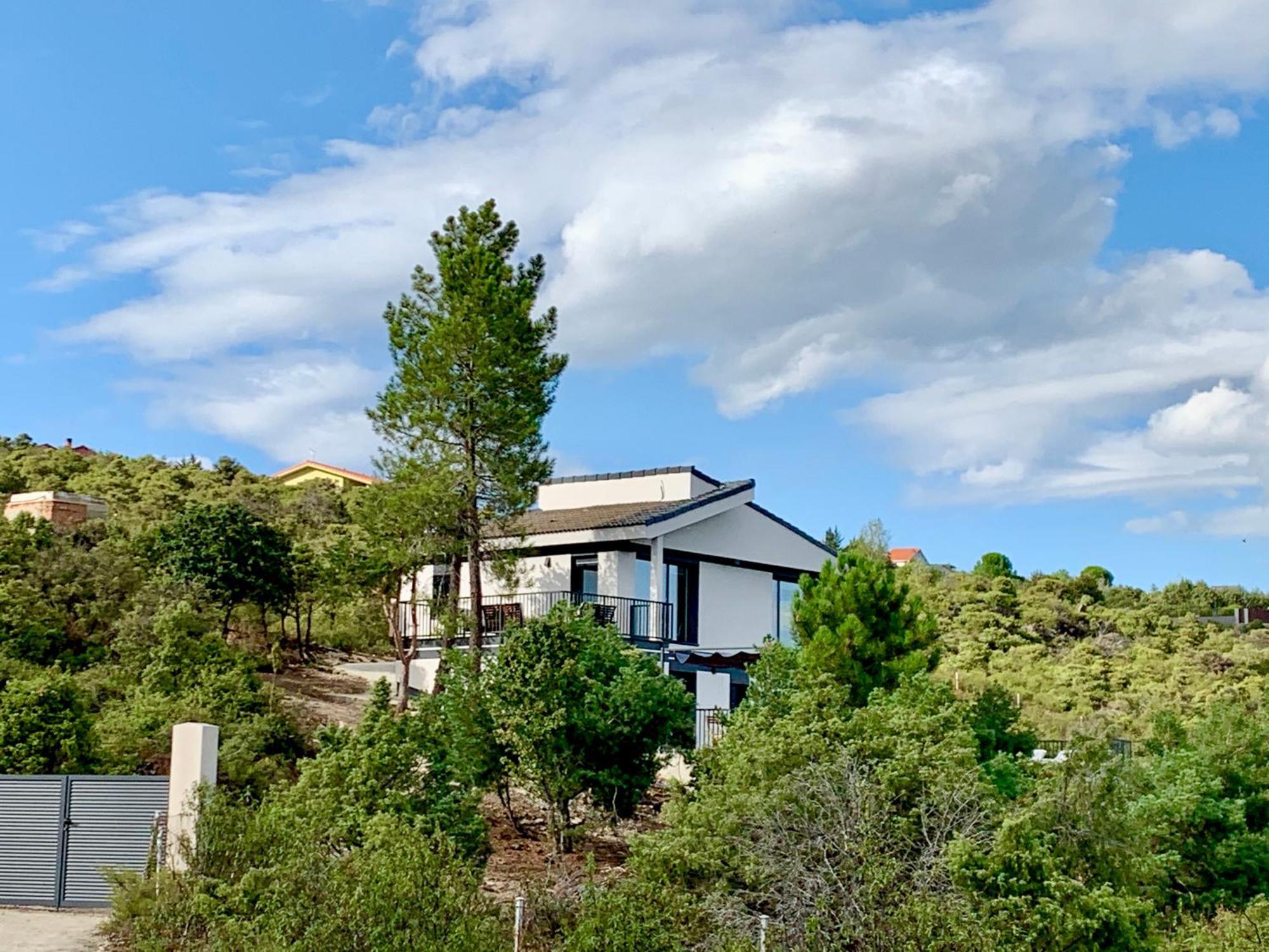 Nuevo En La Montana, Con Chimenea Villa *