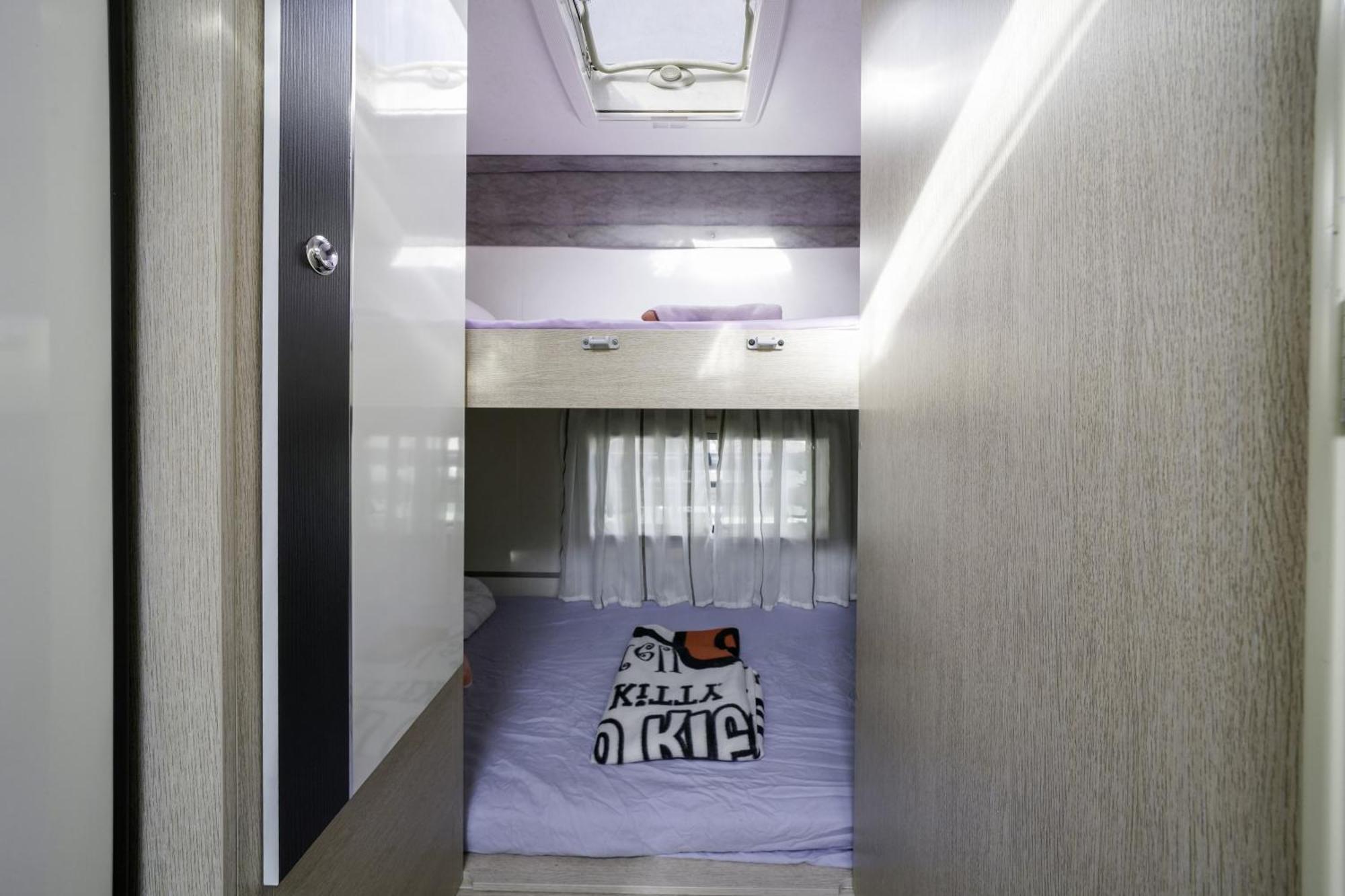 Сasa de vacaciones Autocaravana Cerca De Barcelona *