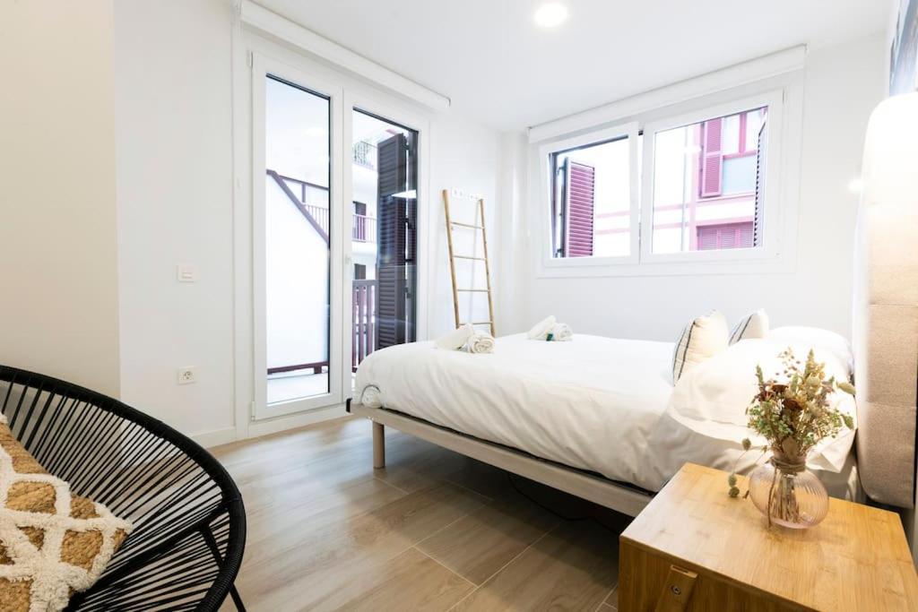 Portuko. Basquenjoy Apartment Hondarribia