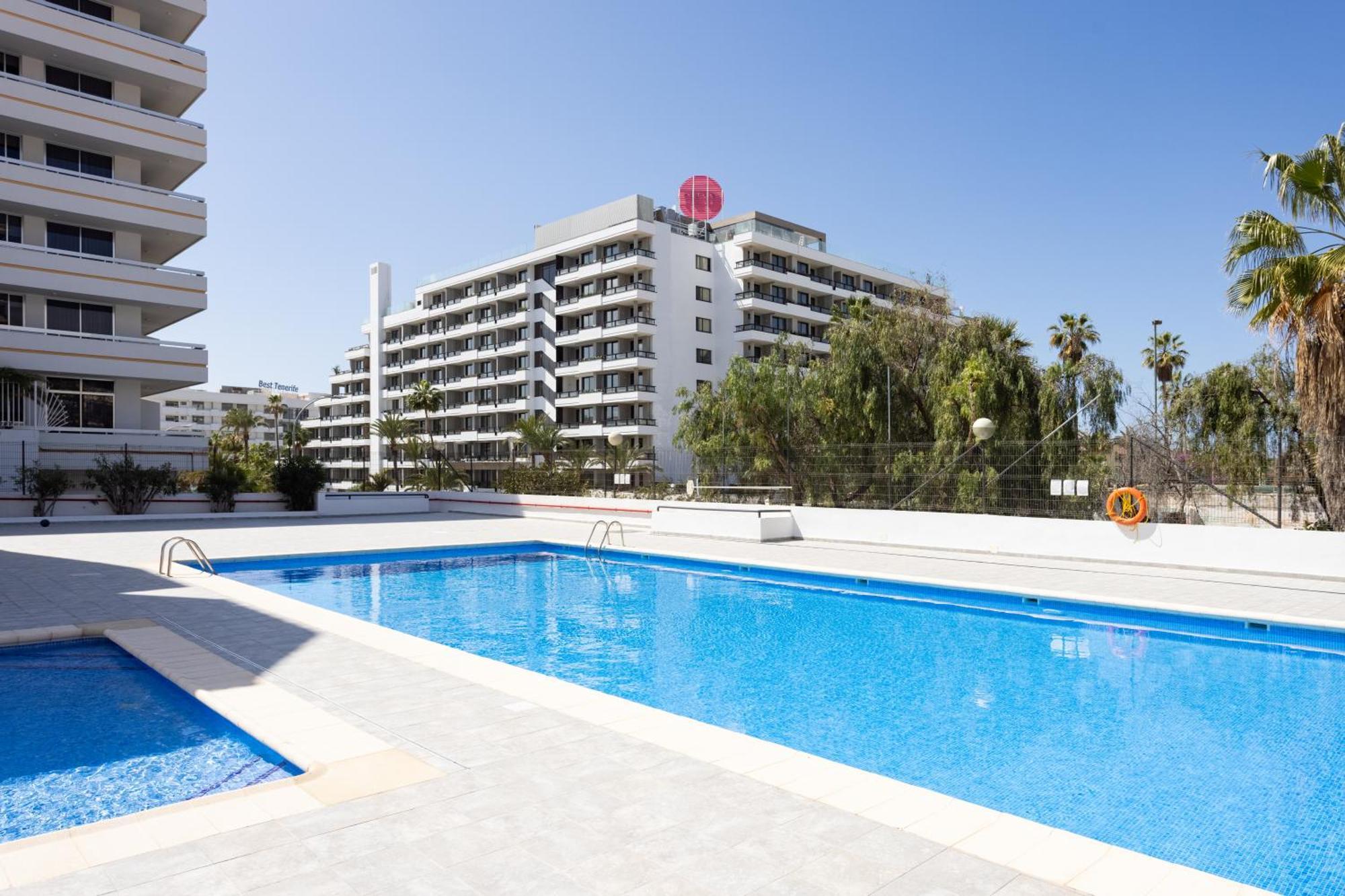 Home2book Cozy Flat Americas Beach, Pool Apartamento