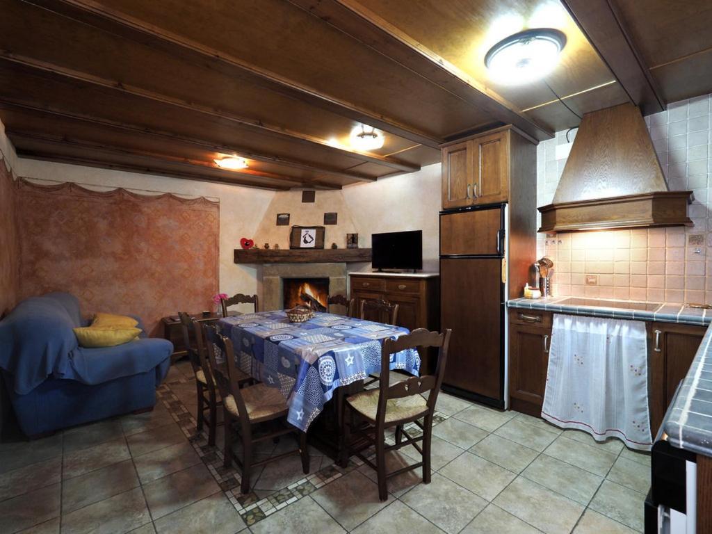 Casa Sastre Fuendecampo