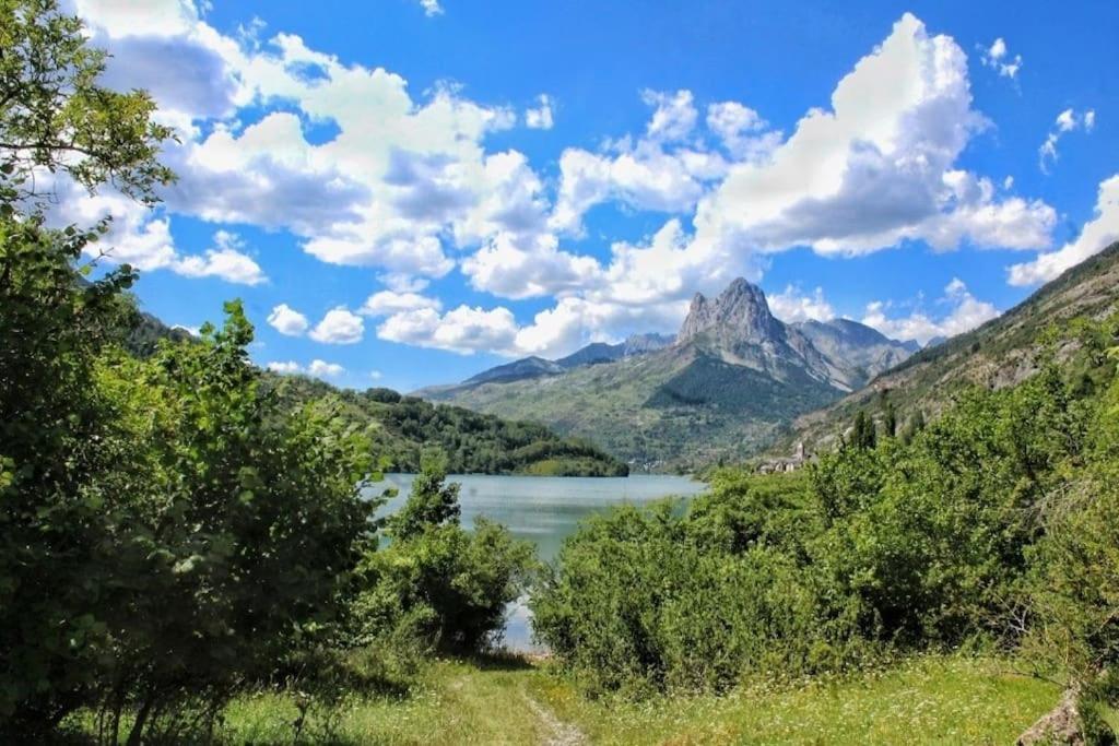 Boira, Ideal Familias, Preciosas Vistas, Garaje Incluido Apartment Sallent De Gallego