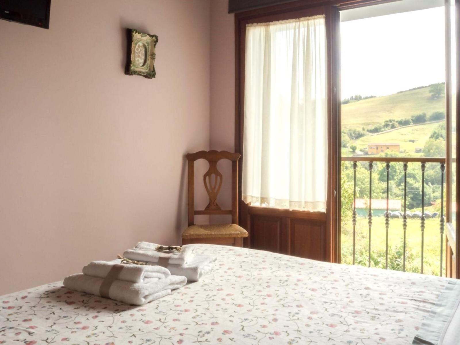 Casa La Escuelina En Villanueva Villanueva (Asturias)