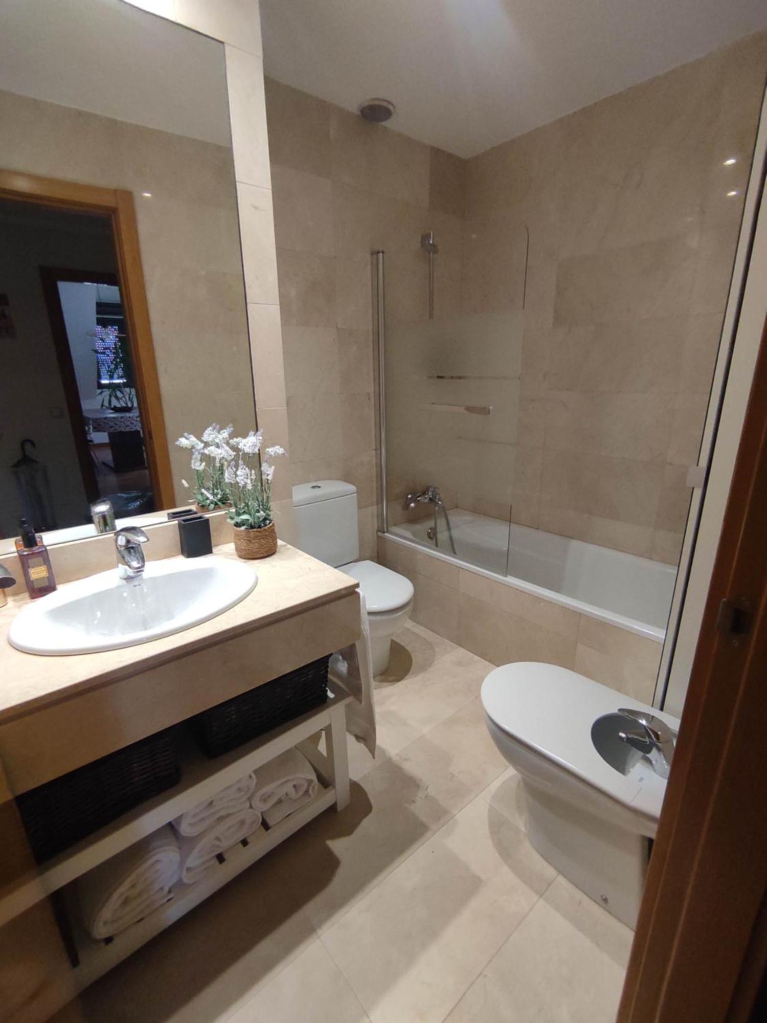 Atico Mirador Del Naranco, Parking Gratuito, Wifi, Zona Residencial Apartamento Oviedo