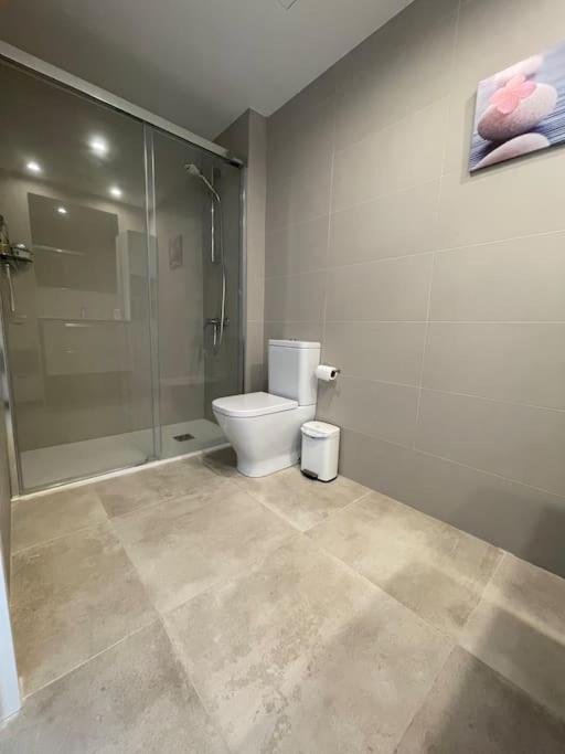 By The With Pool And Private Parking Apartment *