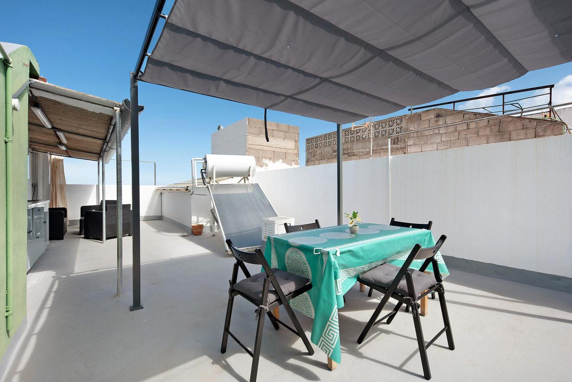 Vista Apartment *