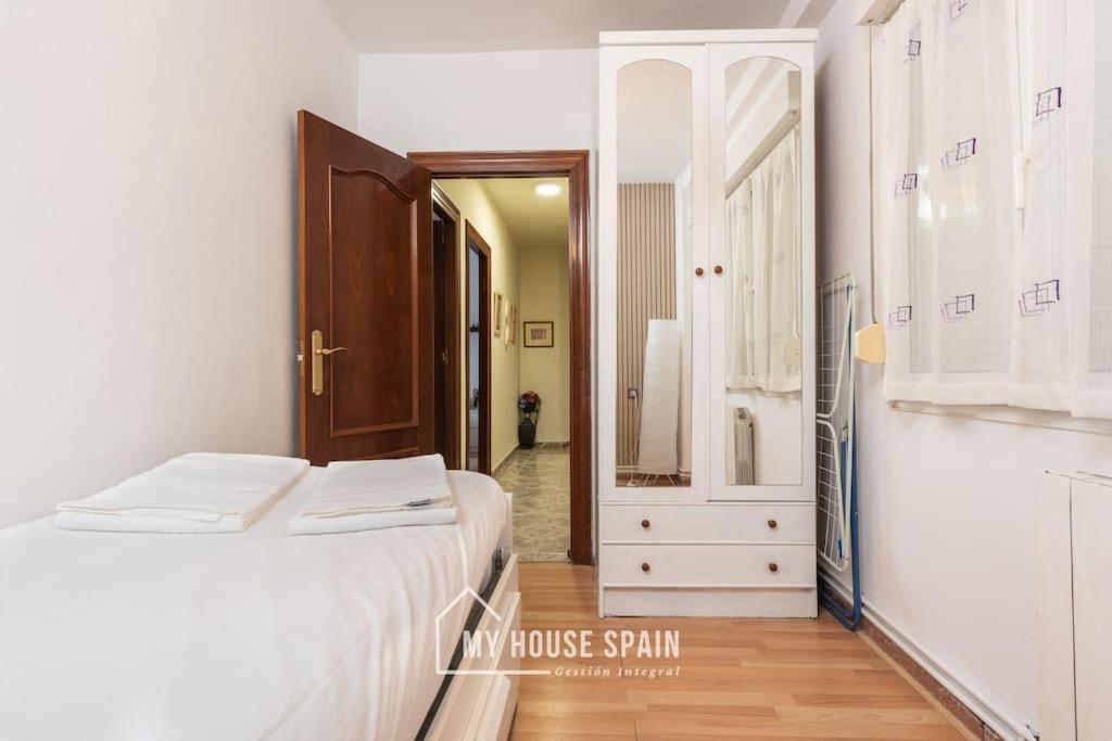 Myhousespain - Amplio Piso Cerca Del Centro * Gijón