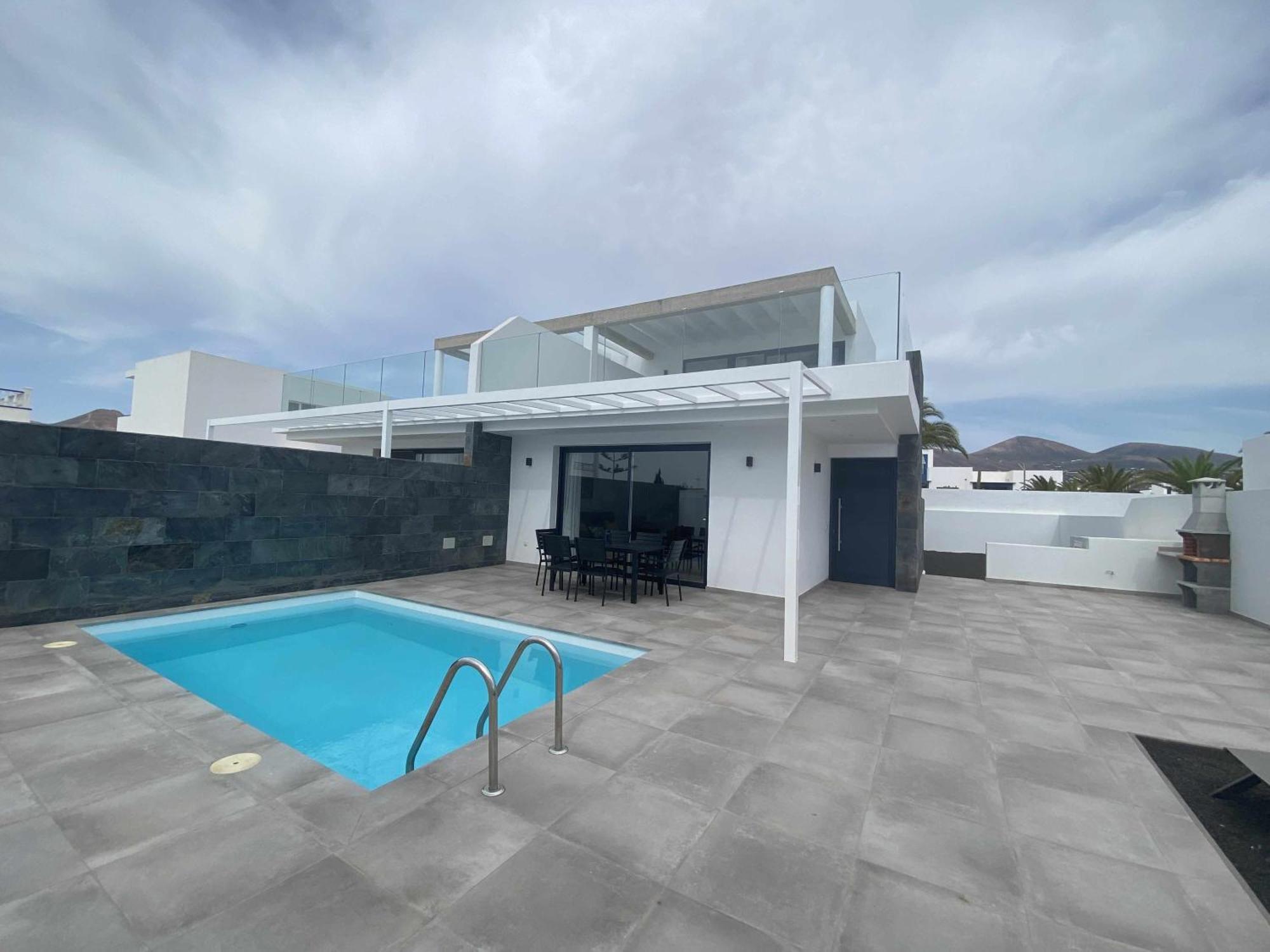Villa Vuelo Con Piscina Y Barbacoa Disfrutar