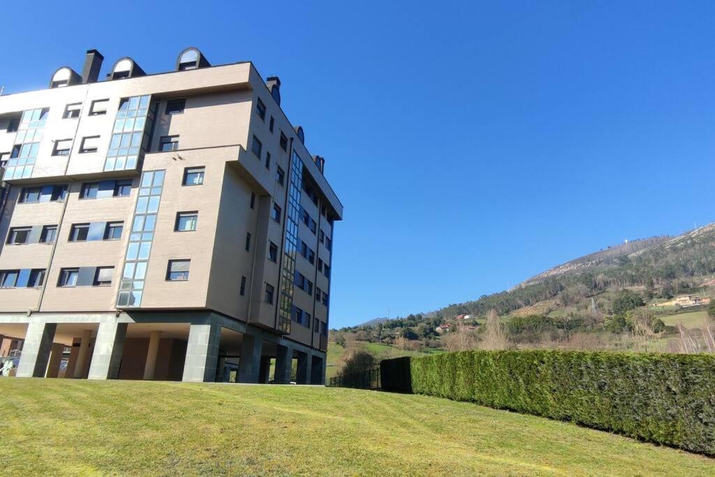 Atico Mirador Del Naranco, Parking Gratuito, Wifi, Zona Residencial Apartamento *