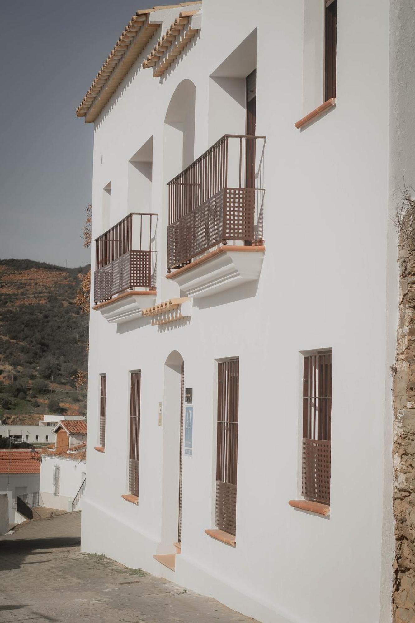 Residencial Neade Suites *