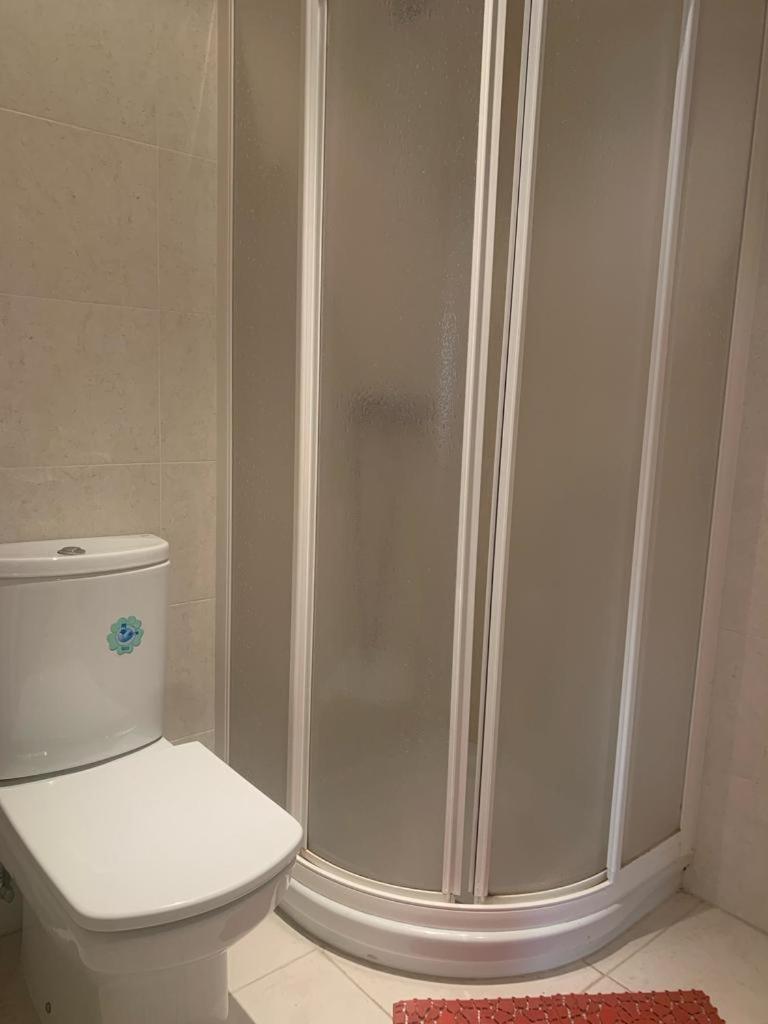 Enfoz Con Parking Y A La Orilla Del Mar Apartamento Foz
