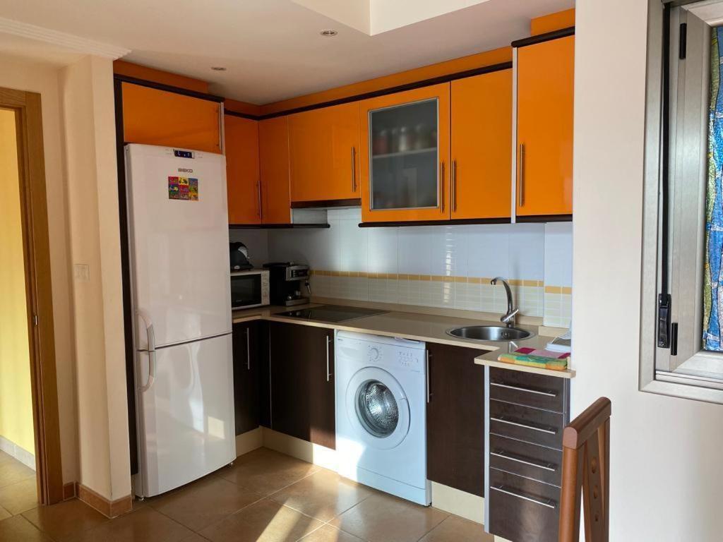 Enfoz Con Parking Y A La Orilla Del Mar Apartamento *