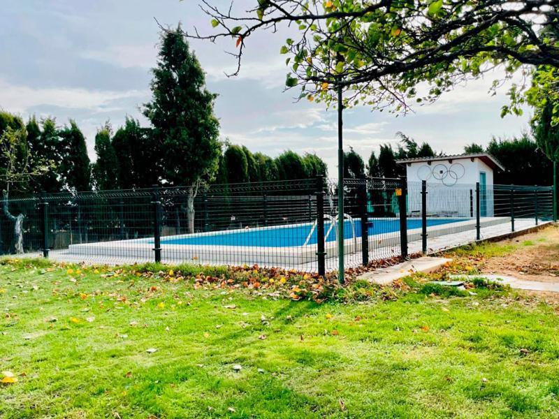 Con Piscina Privada *