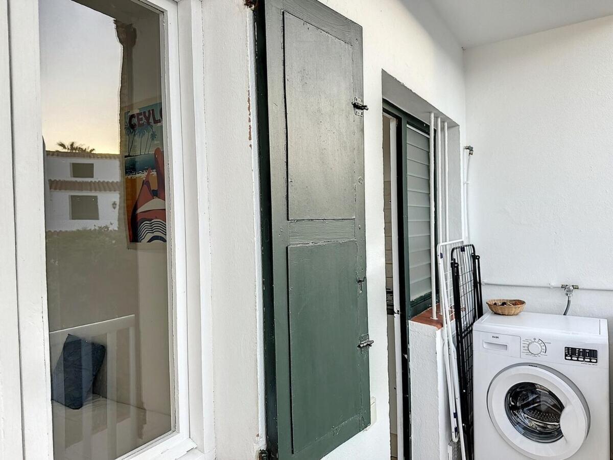 Apartamento Roca Fornells, Vacaciones En Ses Salines Ss37