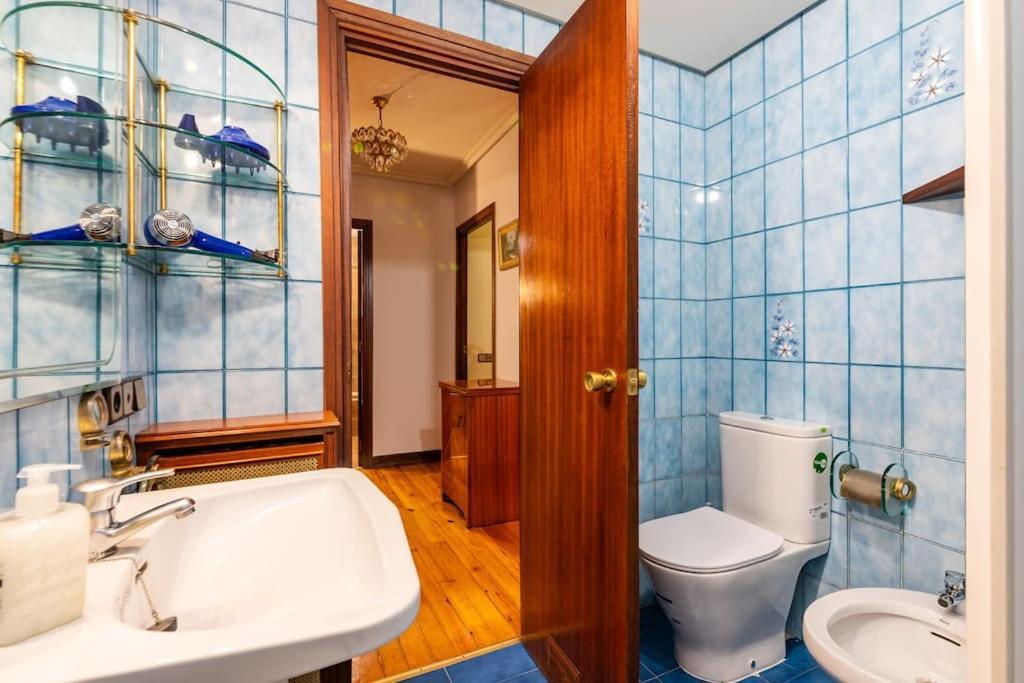Apartamento Terraza Playa Y Calle Peatonal Ess03377 *