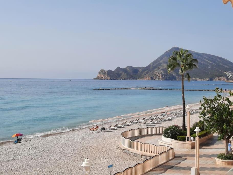 Con Acceso Directo Al Mar En Y Parking Apartamento Altea