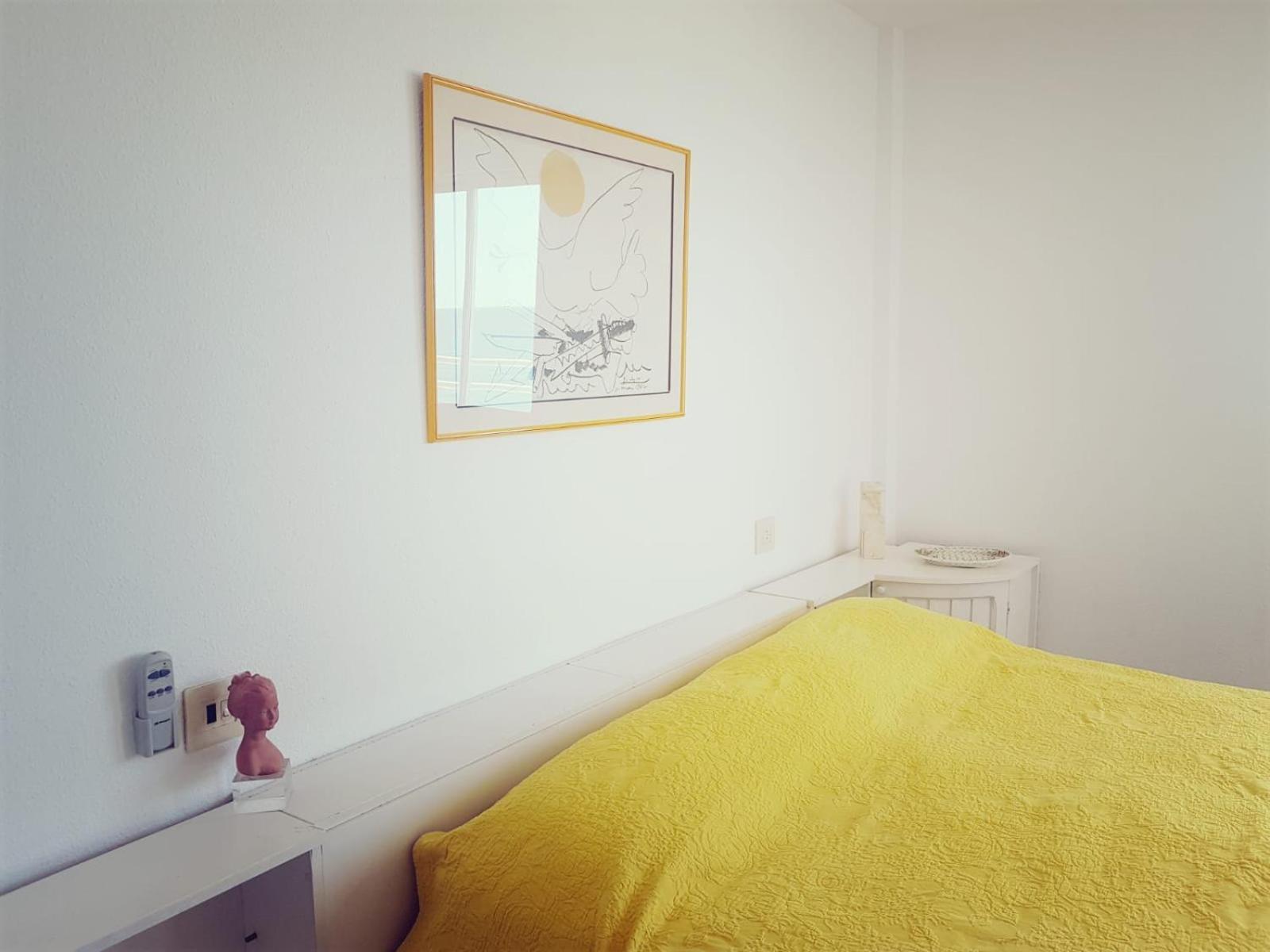 Con Acceso Directo Al Mar En Y Parking Apartamento Altea