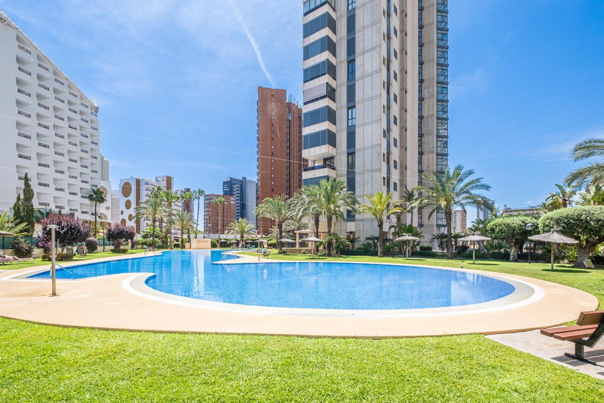 Gemelos 26-6-b Levante * Benidorm