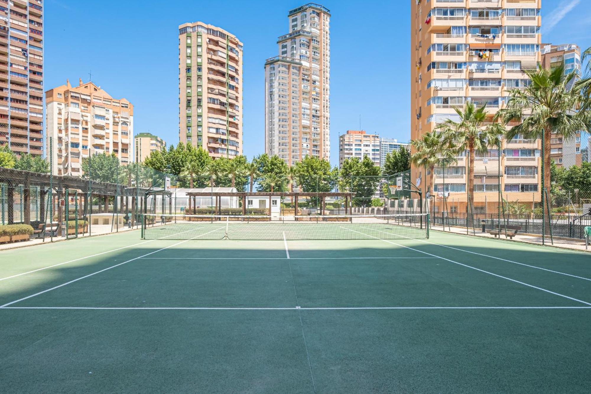 Gemelos 26-6-b Levante * Benidorm