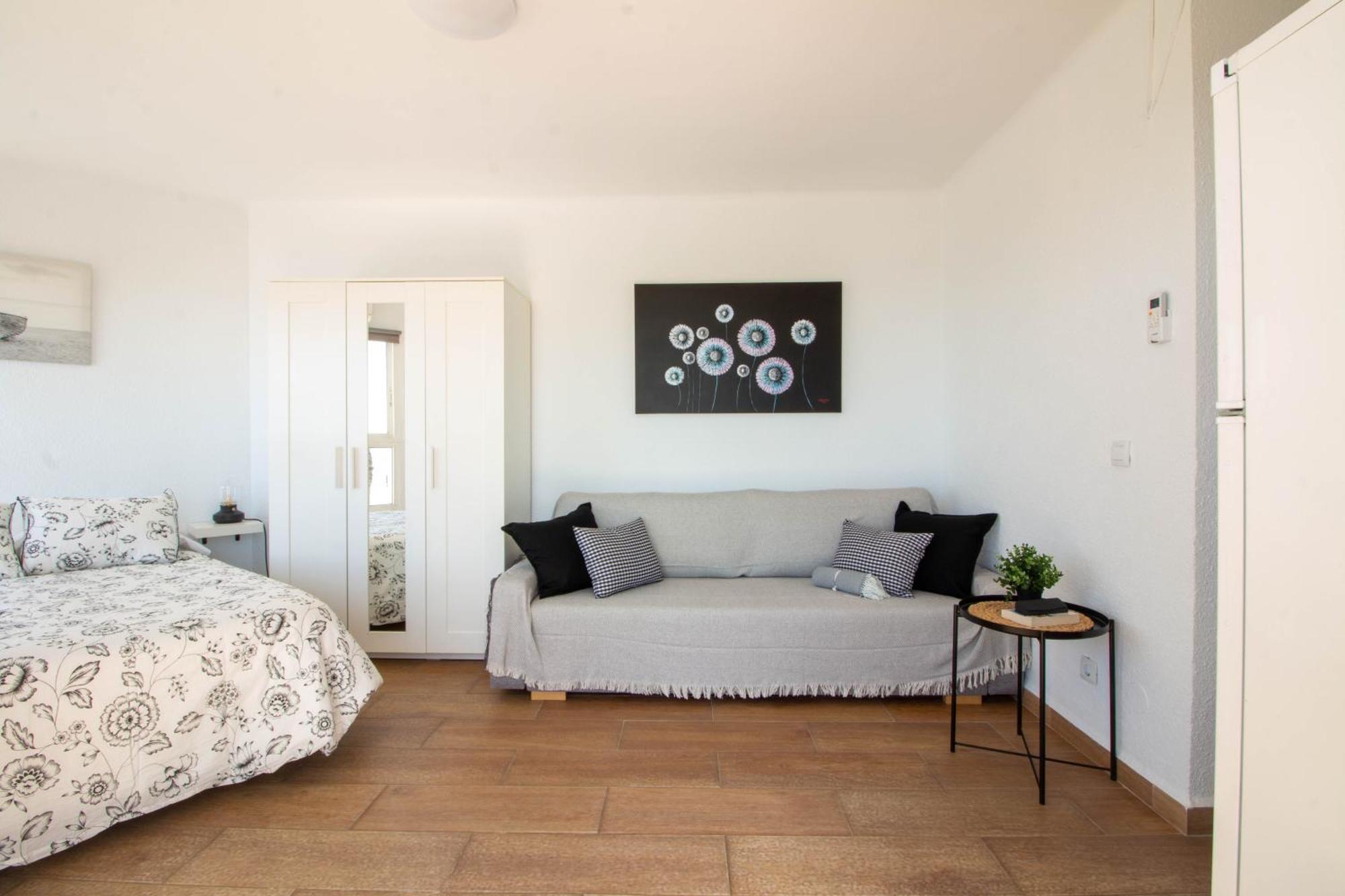Ruselo 308. Loft En Paseo Maritimo De Costa Torrox