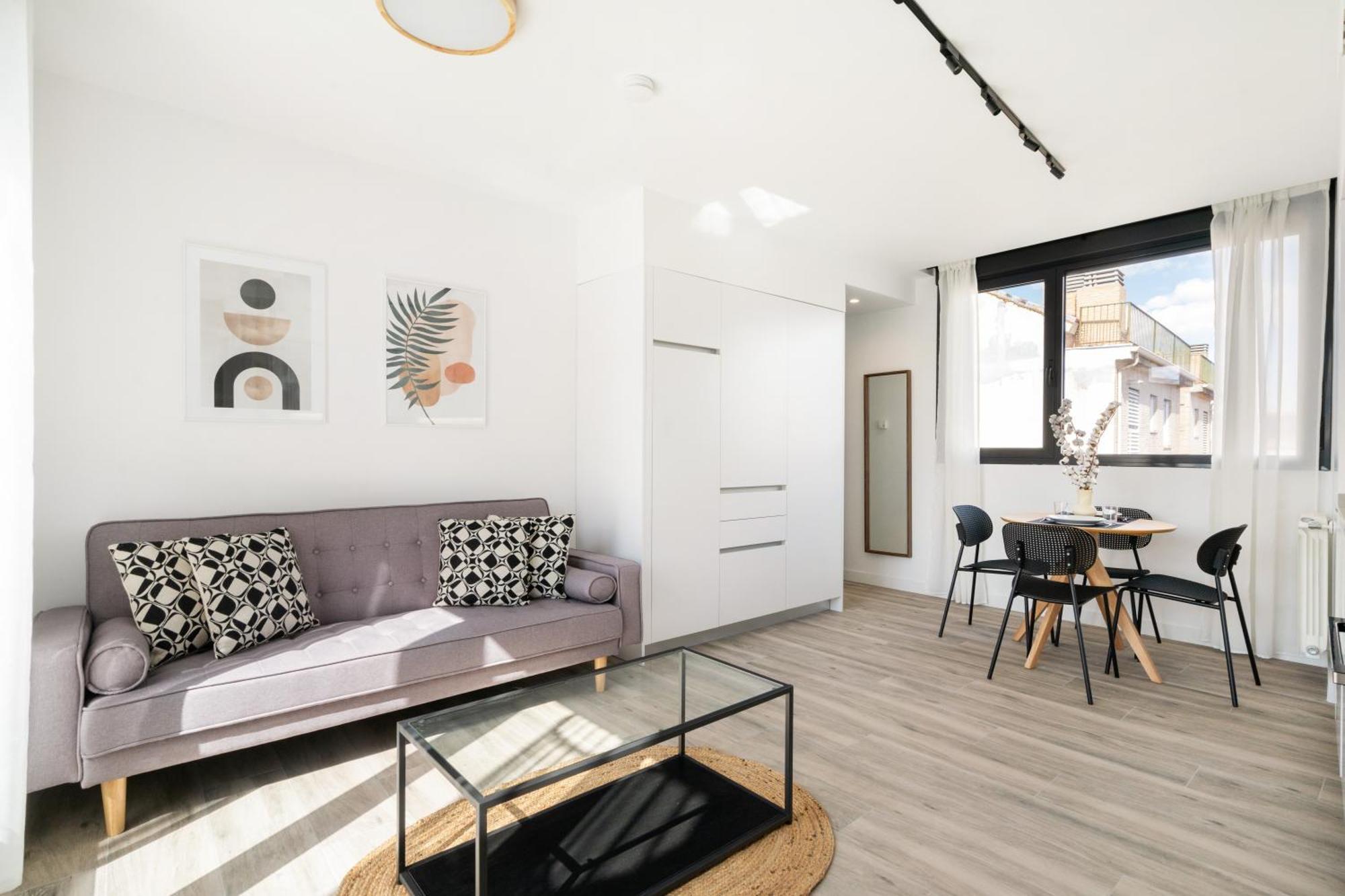 Dobo Homes - Eg13 * Madrid