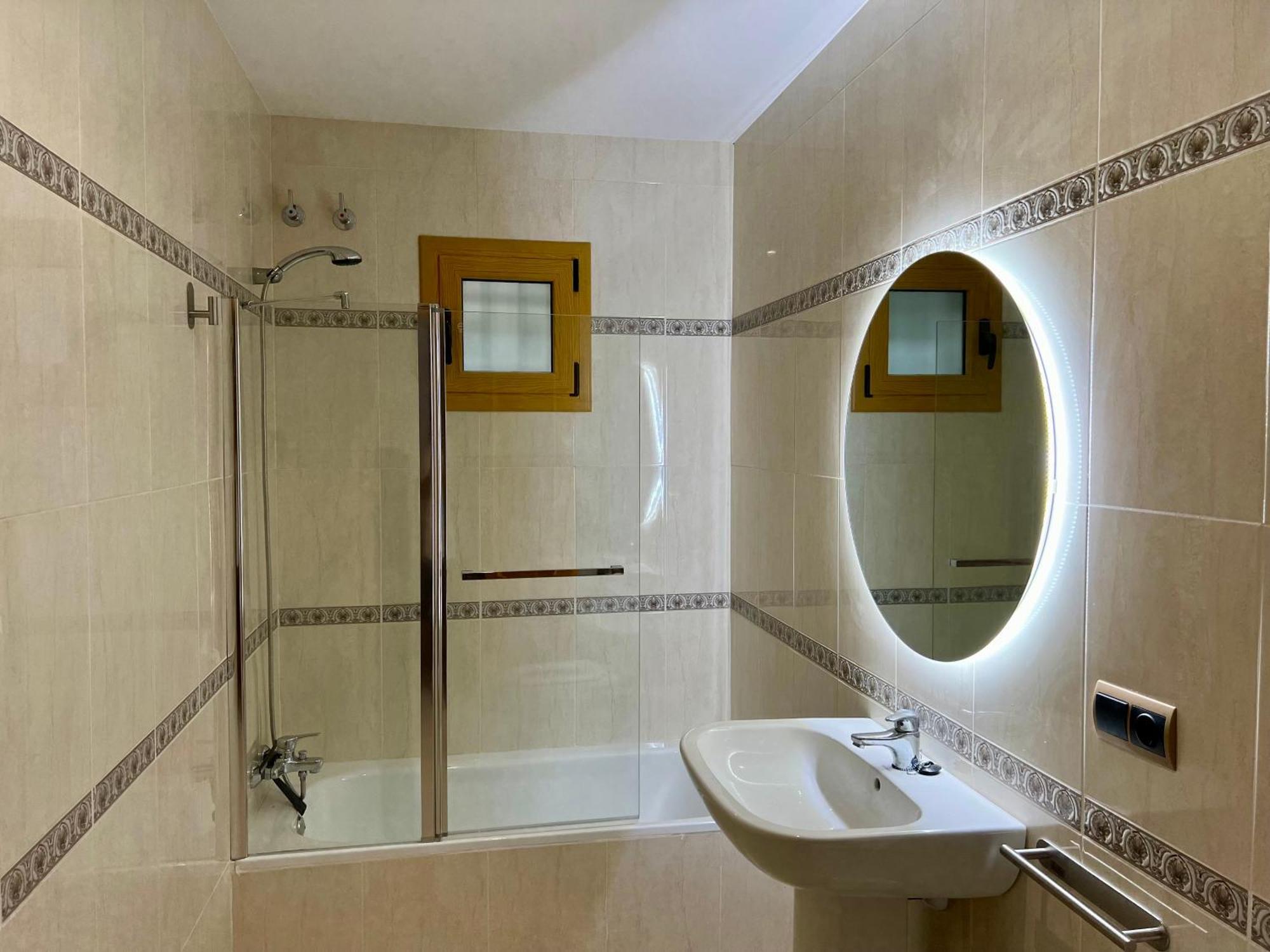 Casa Mas Con Piscina Infinita Con Playa