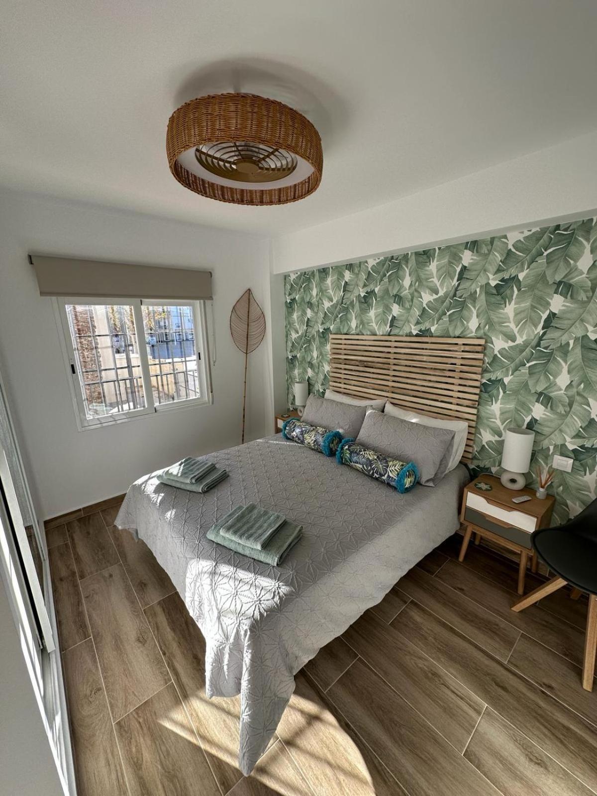 Apartment Waterfront 3 Bed Apartment, 90m From The