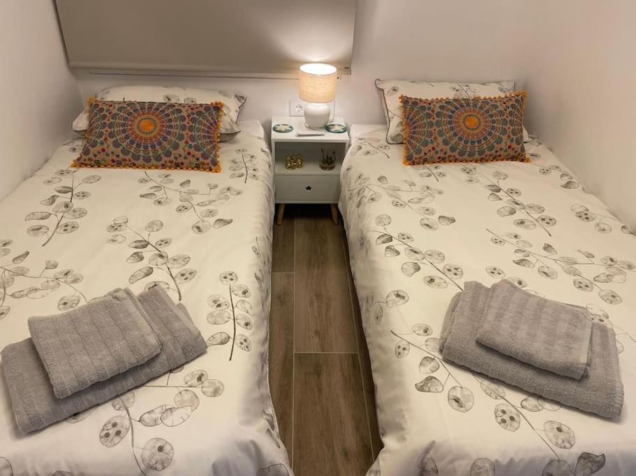Waterfront 3 Bed Apartment, 90m From The Apartment
