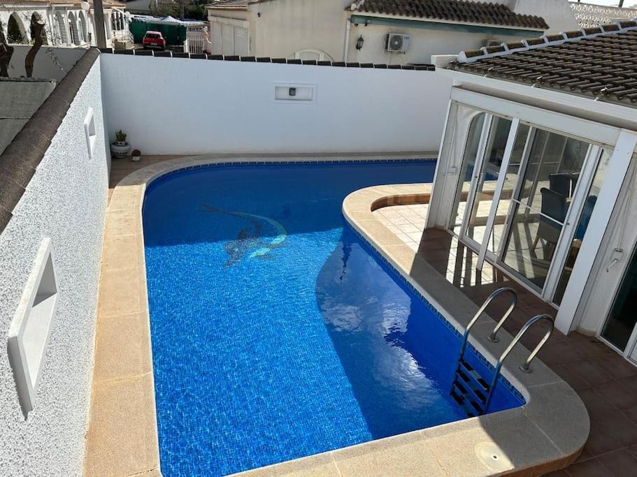 3 Bed Villa, Large Private Pool 10 Mins Walk From And Amenities