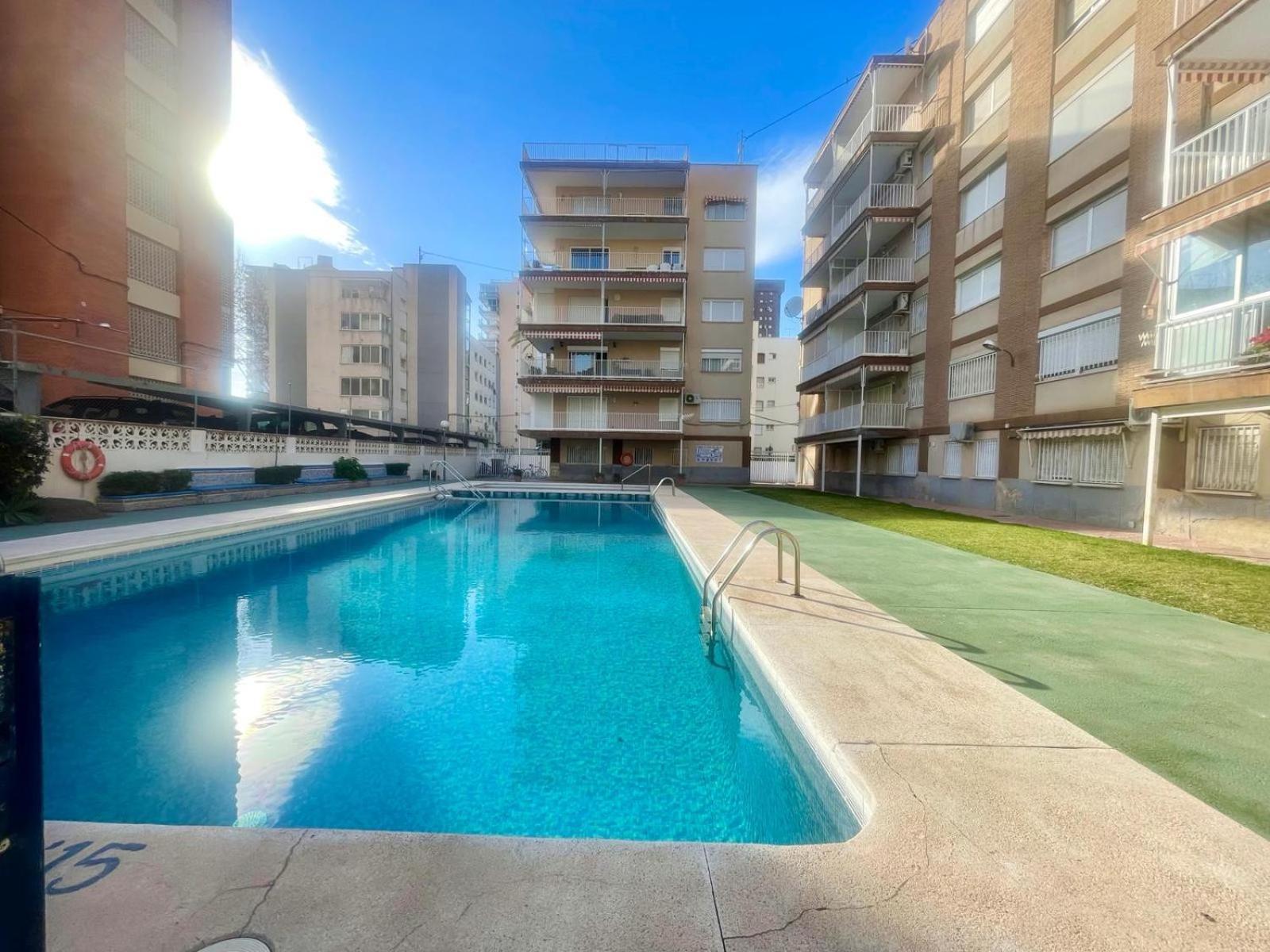 White House Nervion Apartamento *