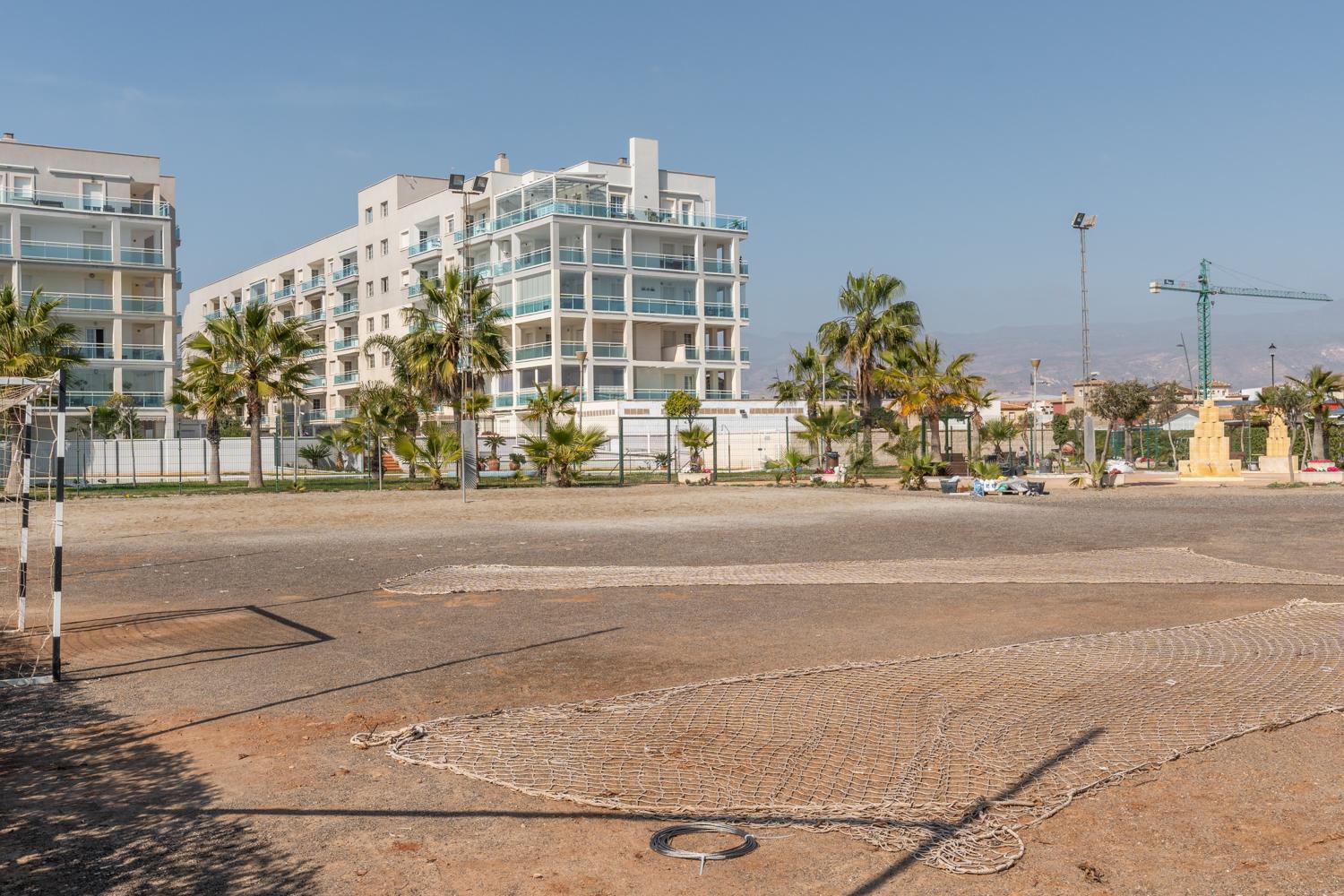 Tuguest Salinas - Free Parking