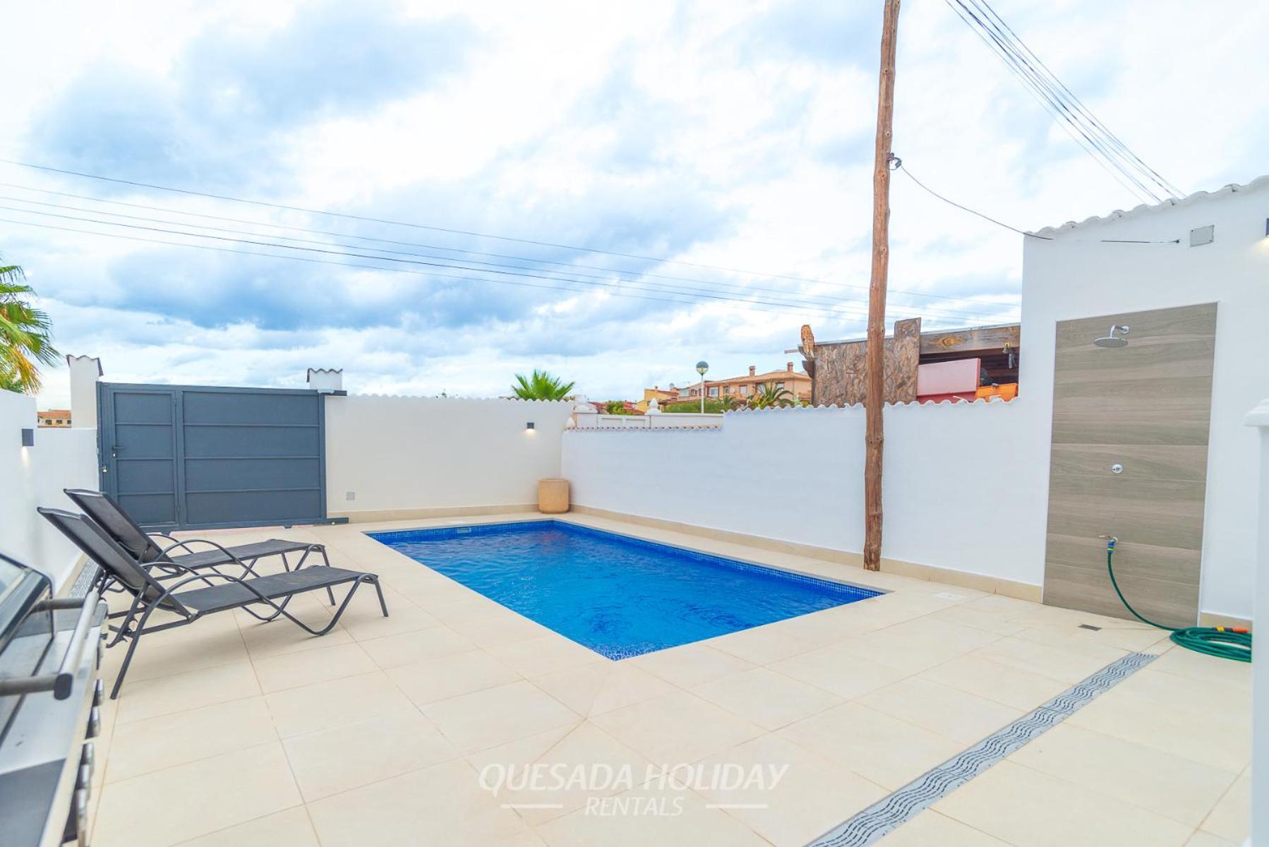 Semi-detached Costa Balear Private Pool & Views Villa