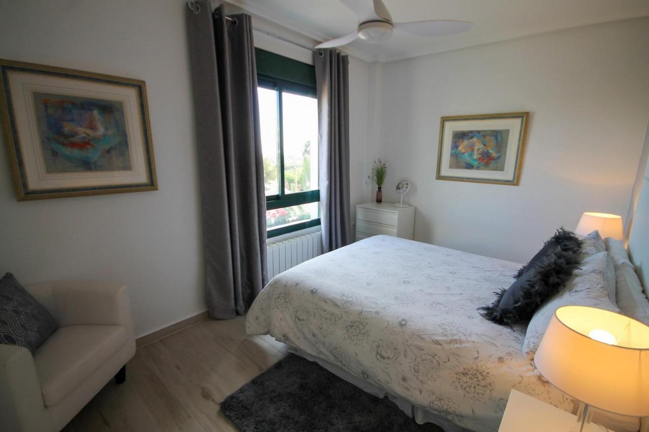 Apartamento Luxury 2 Bed, 2 Bath With Sea View, Heating And New Bathrooms. *