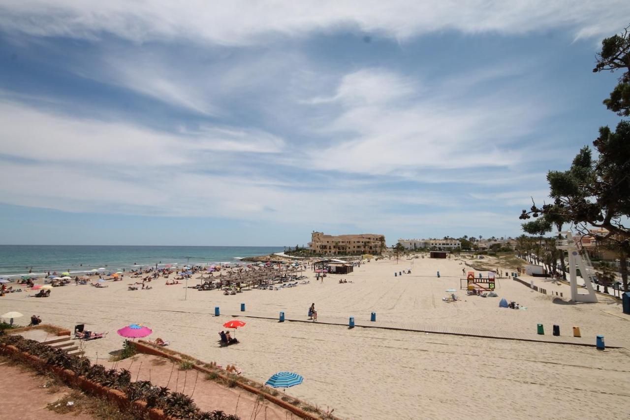Luxury 2 Bed, 2 Bath With Sea View, Heating And New Bathrooms. Dehesa de Campoamor (Orihuela Costa)