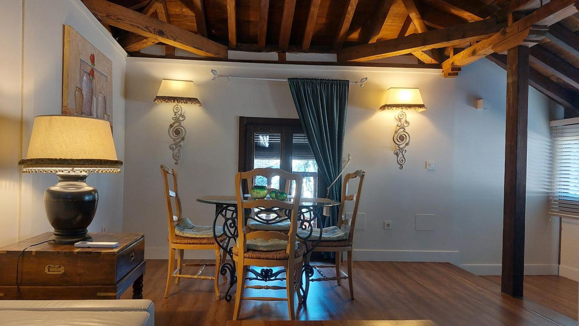 Casa Airosas Apartment
