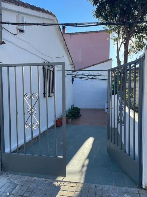 Сasa de vacaciones Preciosa Casa Entera Con Patio Zarza De Granadilla