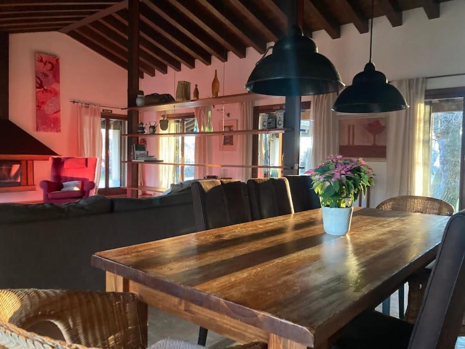Villa La Fresneda De Tenzuela