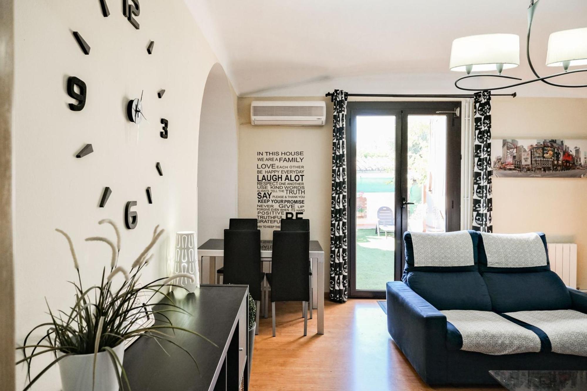 Cals Avis Casa Con Jardin En * Banyoles
