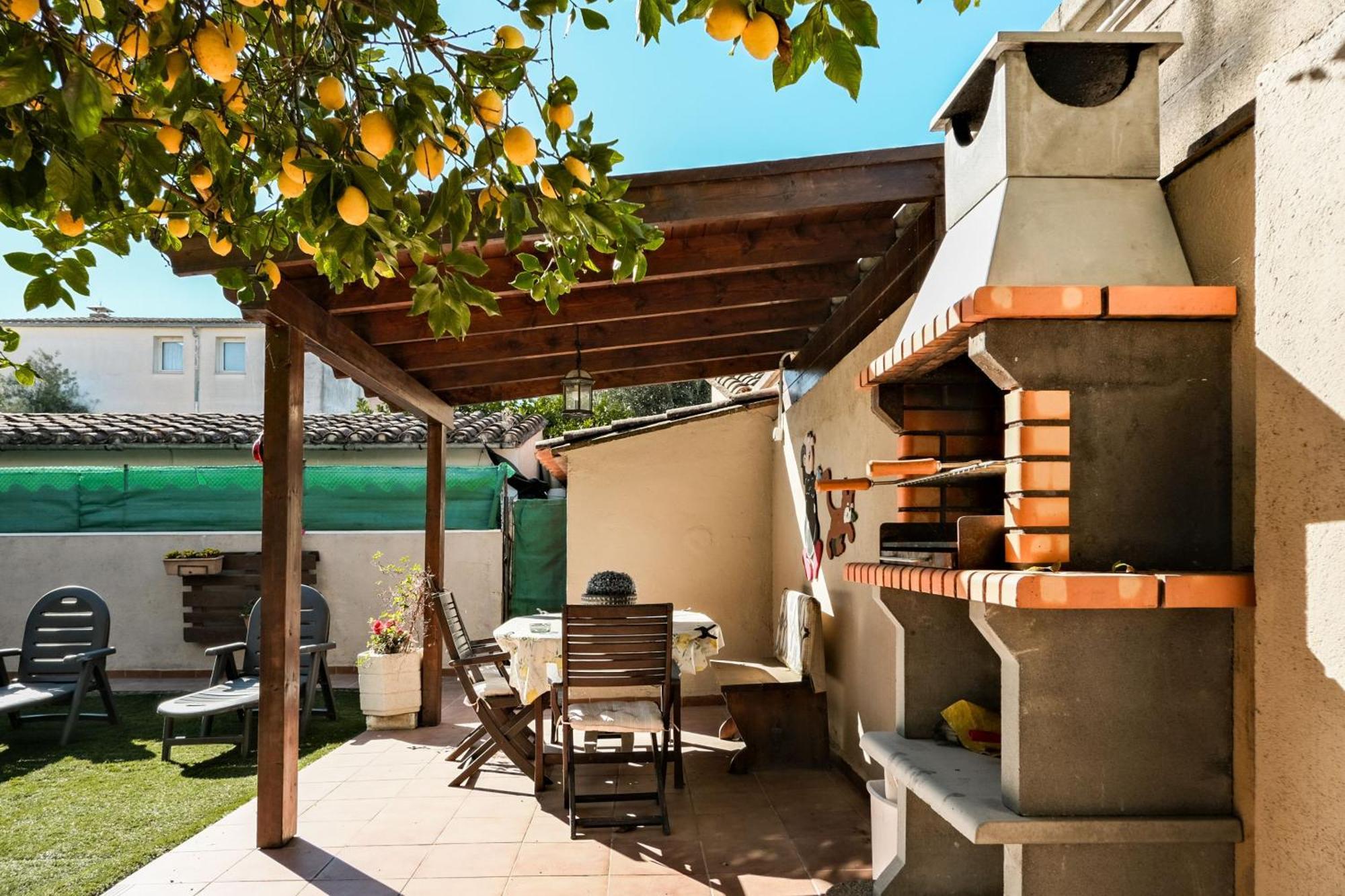 Holiday home Cals Avis Casa Con Jardin En